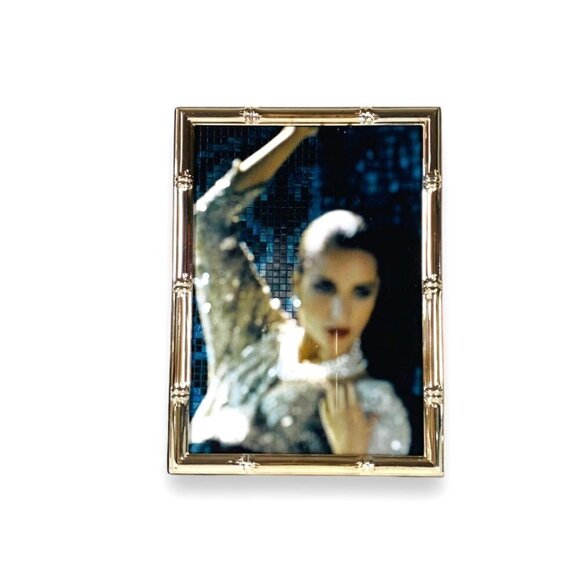 TWO BEAUTIFUL SILVER PHOTO PICTURE FRAMES BUNDLE Like New! - Picture 5 of 12